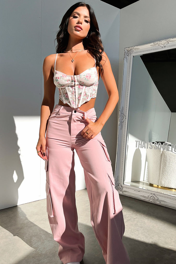 Obsessed with these Barbie pink cargo pants!!😍These are a must have!💗  Shop in stores and online!✨