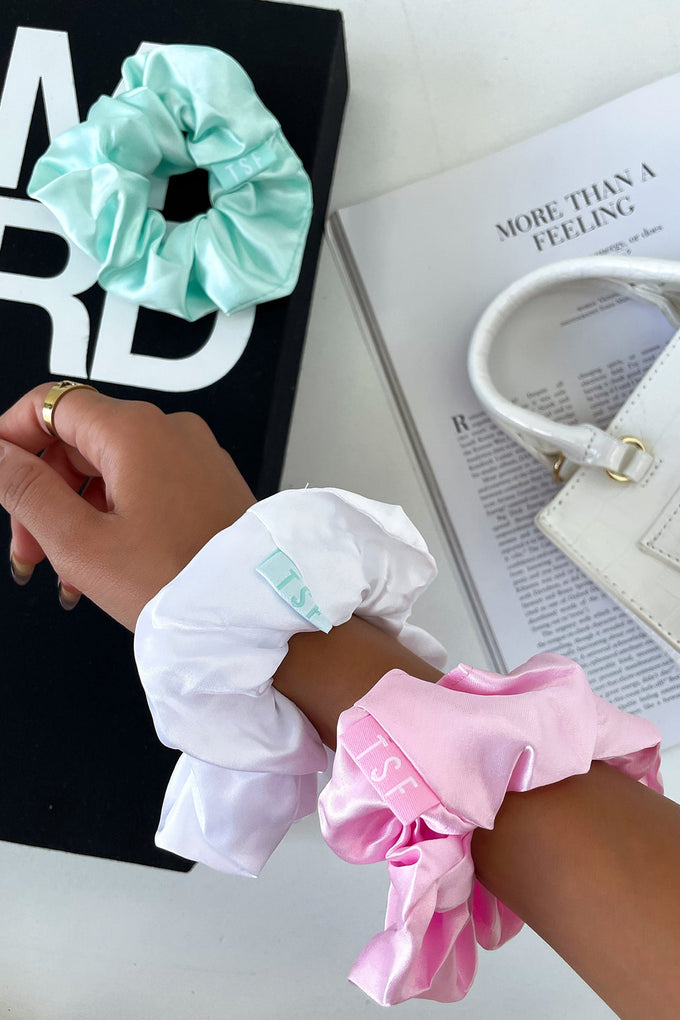 Scrunchie 3 Pack - Green/ White/ Pink
