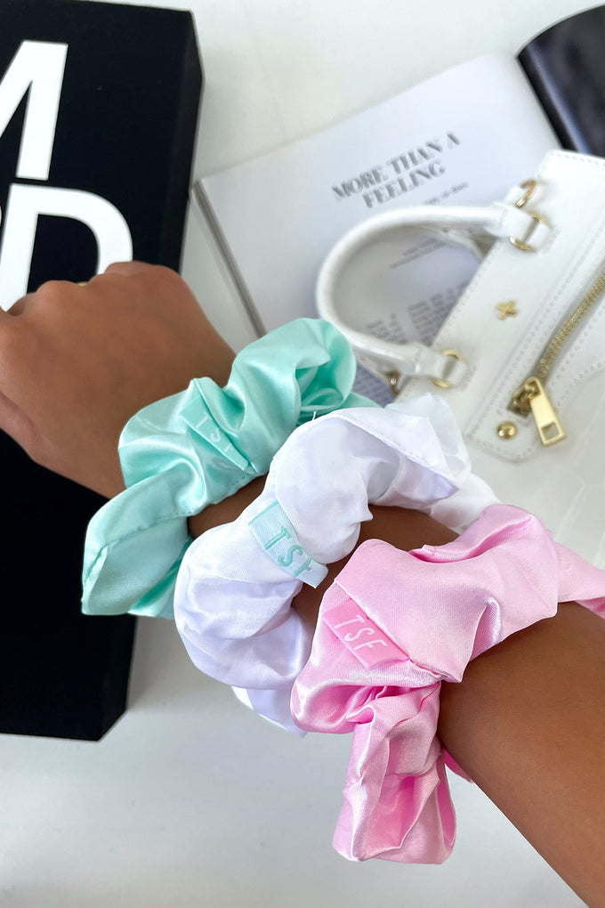 Scrunchie 3 Pack - Green/ White/ Pink
